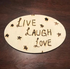 Meet your Posher, Ava